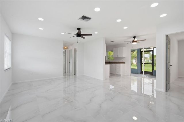 5160 31st AVE SW, Naples, FL 34116