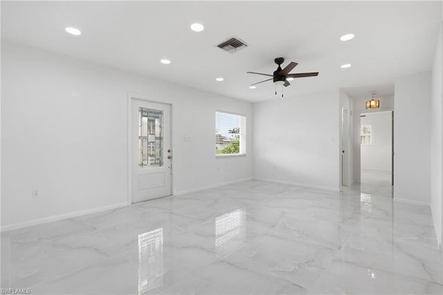 5160 31st AVE SW, Naples, FL 34116