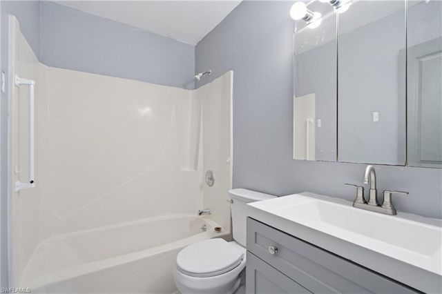 5160 31st AVE SW, Naples, FL 34116