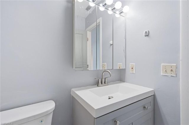 5160 31st AVE SW, Naples, FL 34116