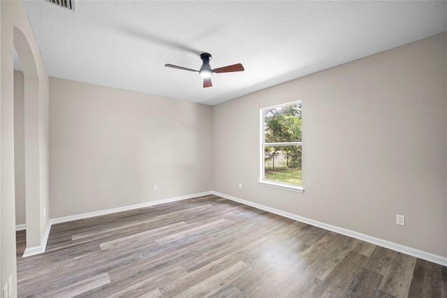 4048 EDGELAND TRAIL, Middleburg, FL 32068