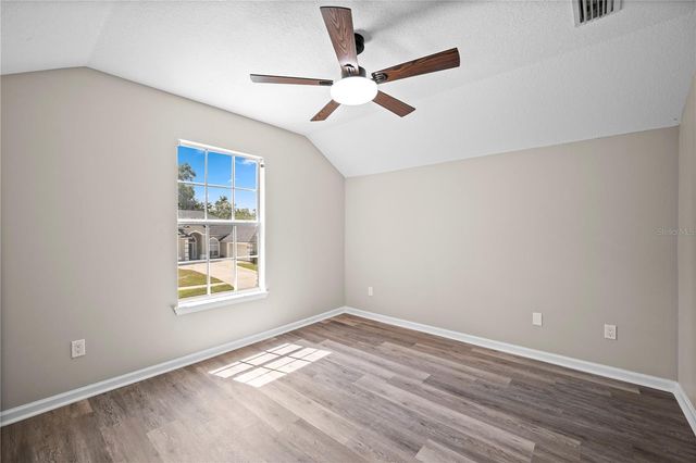 4048 EDGELAND TRAIL, Middleburg, FL 32068