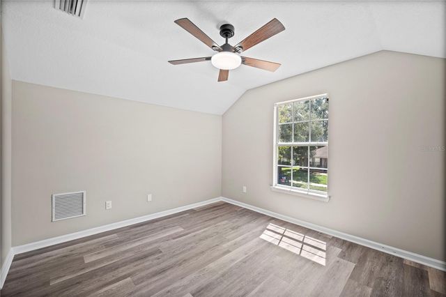 4048 EDGELAND TRAIL, Middleburg, FL 32068
