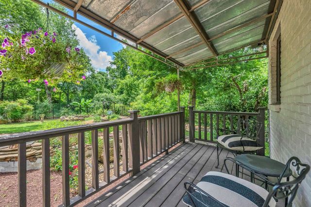 2039 Castleman Dr, Nashville, TN 37215
