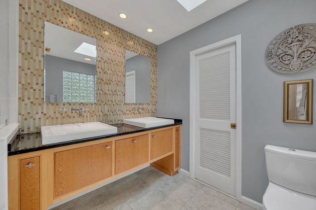 2039 Castleman Dr, Nashville, TN 37215