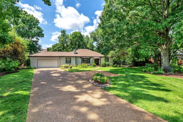 2039 Castleman Dr, Nashville, TN 37215