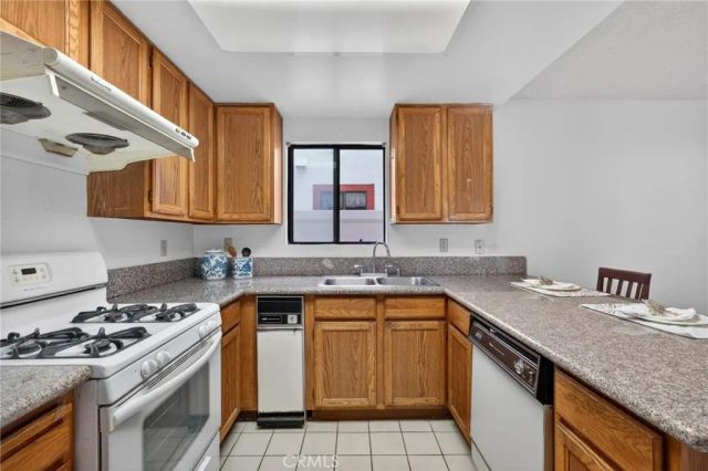 5566 Welland Ave, Temple City, CA 91780