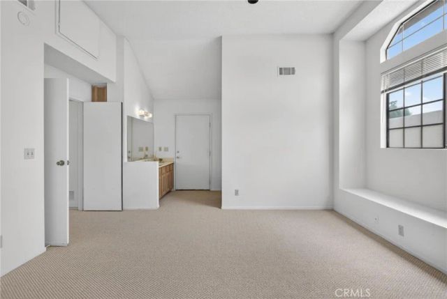 5566 Welland Ave, Temple City, CA 91780