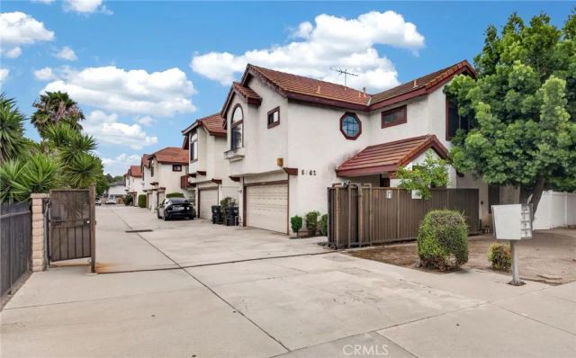 5566 Welland Ave, Temple City, CA 91780