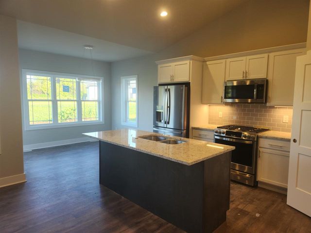 L13 Yeske Drive, Waunakee, WI 53597