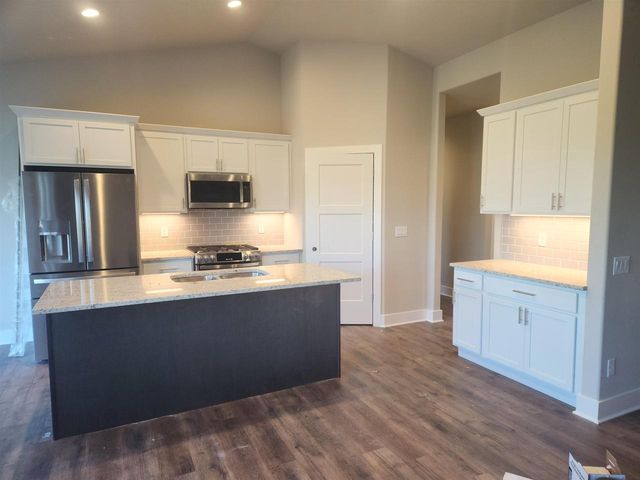 L13 Yeske Drive, Waunakee, WI 53597