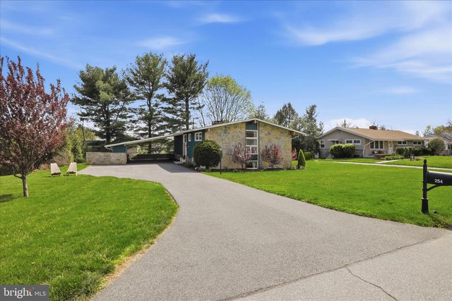 254 BLUFF VIEW DR, Lancaster, PA 17601