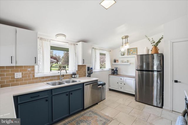 254 BLUFF VIEW DR, Lancaster, PA 17601
