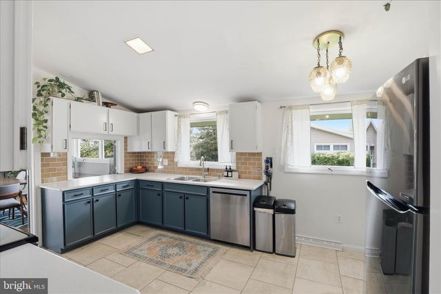 254 BLUFF VIEW DR, Lancaster, PA 17601