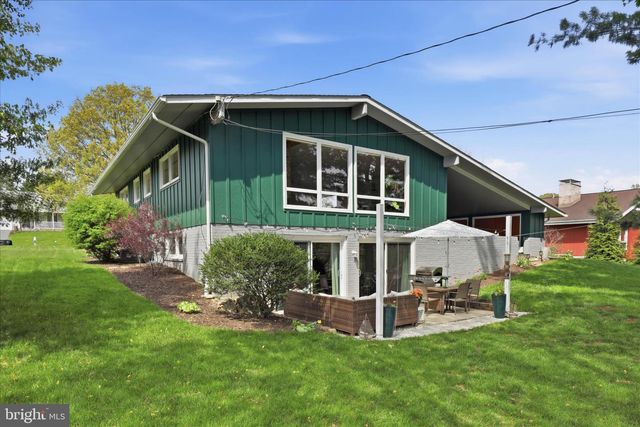 254 BLUFF VIEW DR, Lancaster, PA 17601