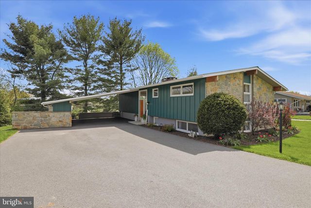 254 BLUFF VIEW DR, Lancaster, PA 17601