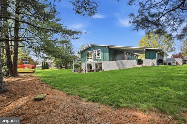 254 BLUFF VIEW DR, Lancaster, PA 17601