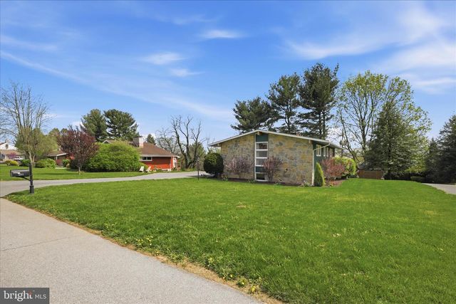 254 BLUFF VIEW DR, Lancaster, PA 17601