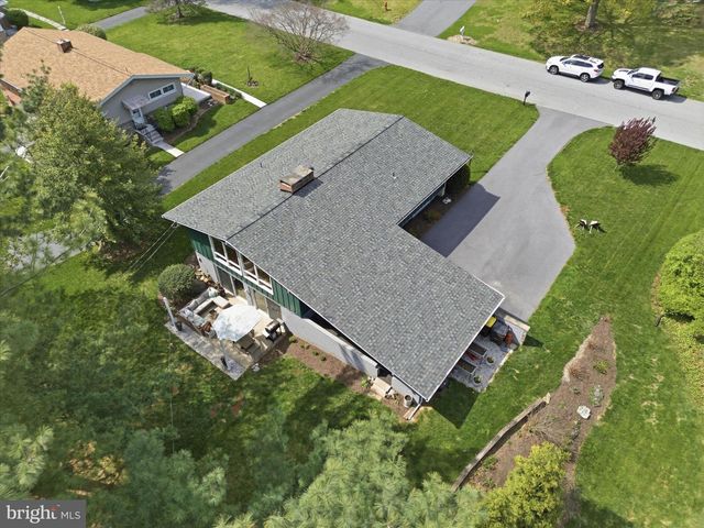 254 BLUFF VIEW DR, Lancaster, PA 17601