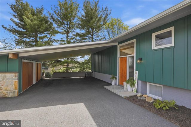 254 BLUFF VIEW DR, Lancaster, PA 17601