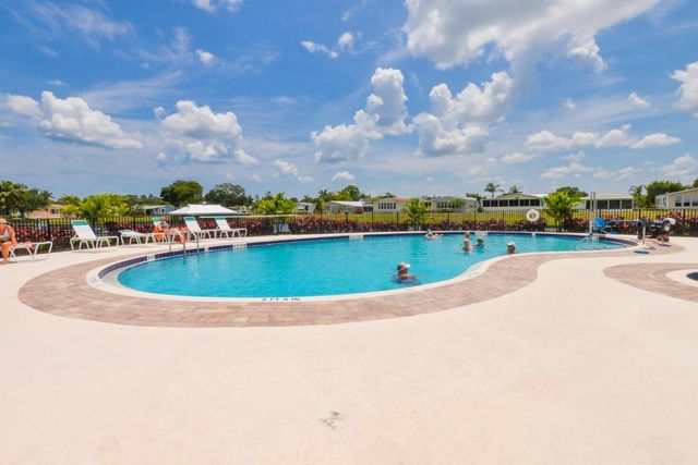 522 Hemingway Terrace, Fort Pierce, FL 34982