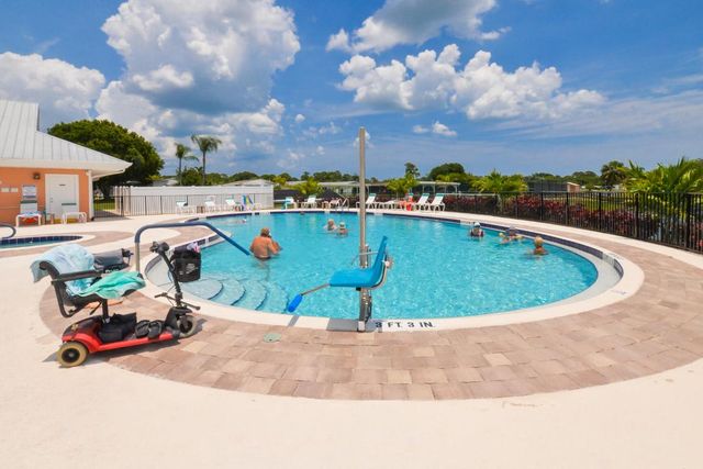 522 Hemingway Terrace, Fort Pierce, FL 34982