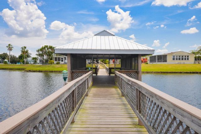 522 Hemingway Terrace, Fort Pierce, FL 34982