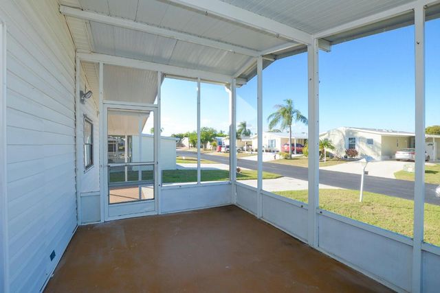 522 Hemingway Terrace, Fort Pierce, FL 34982