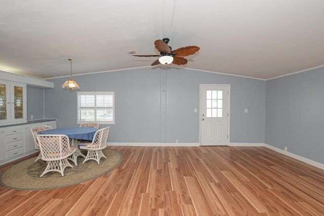 522 Hemingway Terrace, Fort Pierce, FL 34982