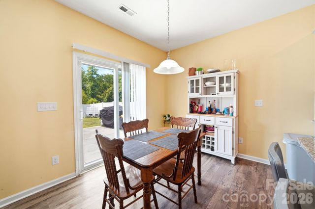 9839 Oak Barrel Lane, Charlotte, NC 28215