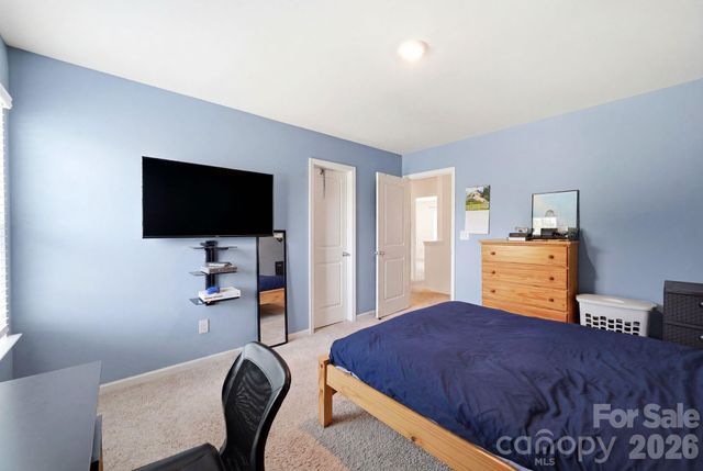 9839 Oak Barrel Lane, Charlotte, NC 28215