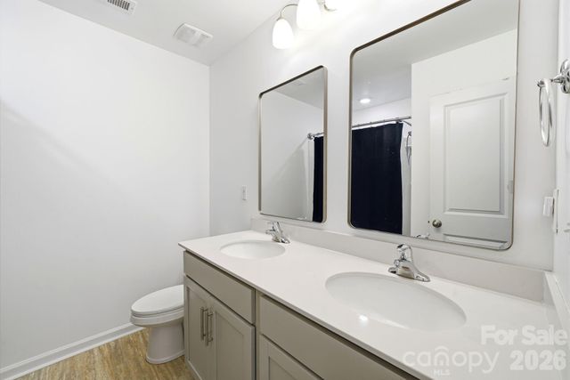 9839 Oak Barrel Lane, Charlotte, NC 28215