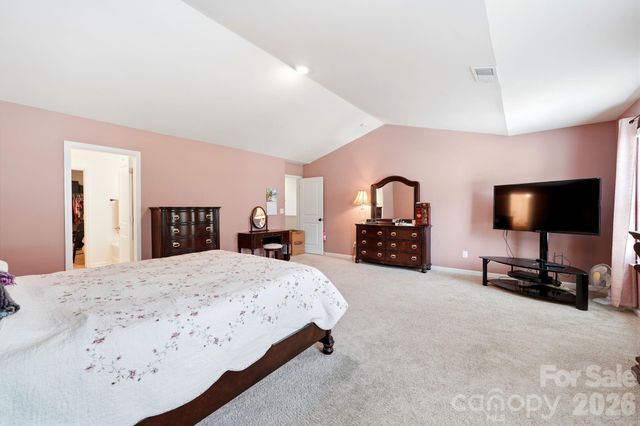 9839 Oak Barrel Lane, Charlotte, NC 28215