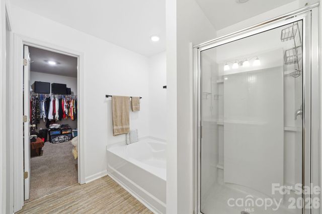 9839 Oak Barrel Lane, Charlotte, NC 28215