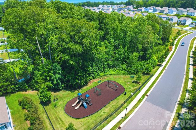 9839 Oak Barrel Lane, Charlotte, NC 28215