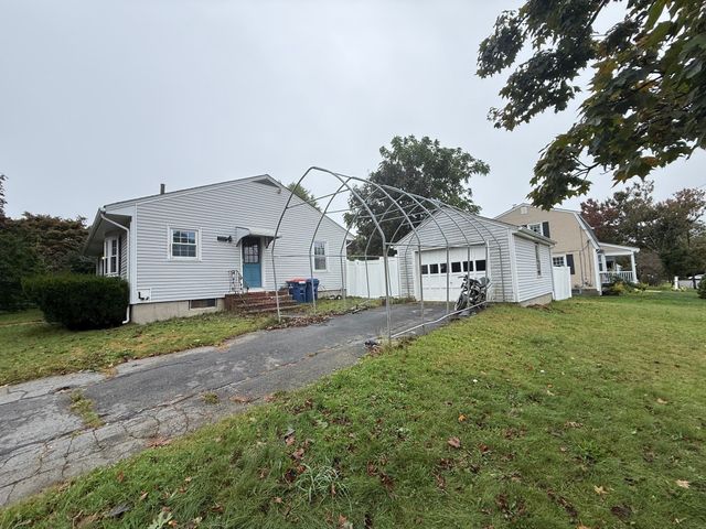 114 Rockway St, New Bedford, MA 02740