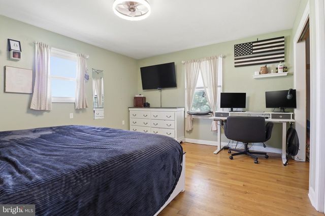 360 N NYES RD, Harrisburg, PA 17112