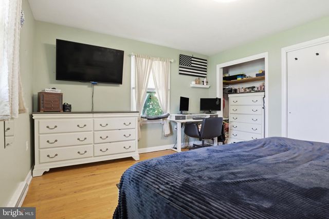 360 N NYES RD, Harrisburg, PA 17112