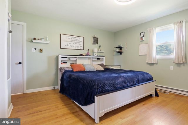 360 N NYES RD, Harrisburg, PA 17112