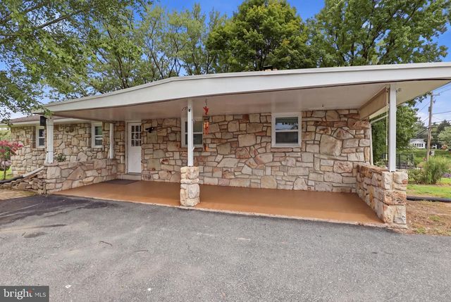 360 N NYES RD, Harrisburg, PA 17112