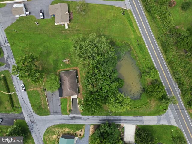 360 N NYES RD, Harrisburg, PA 17112