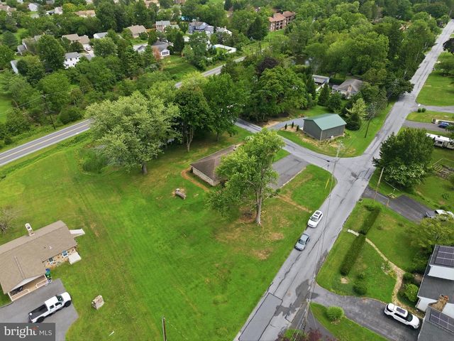 360 N NYES RD, Harrisburg, PA 17112