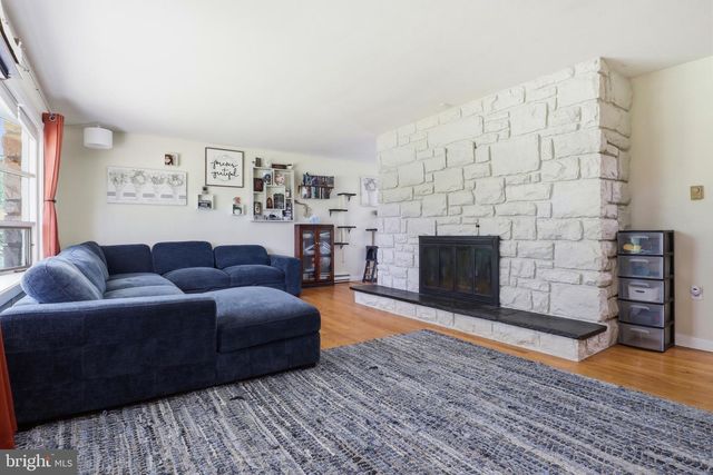 360 N NYES RD, Harrisburg, PA 17112