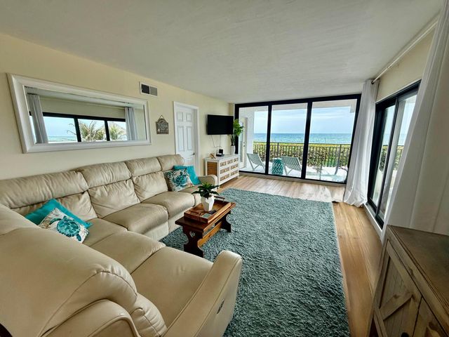 10102 S Ocean Drive 210a, Jensen Beach, FL 34957