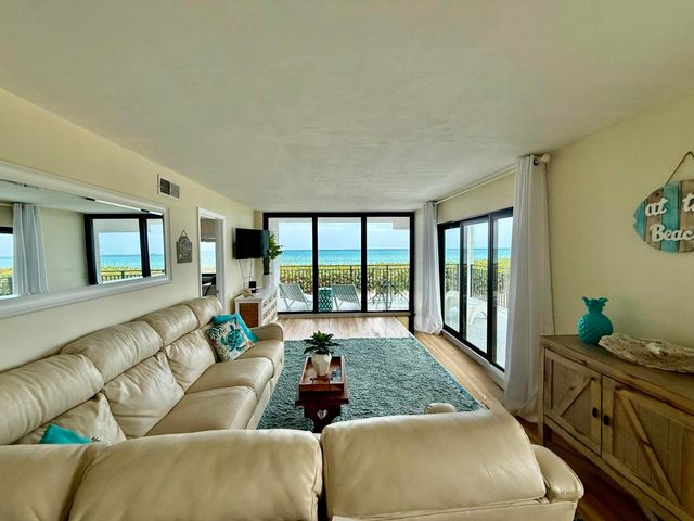 10102 S Ocean Drive 210a, Jensen Beach, FL 34957