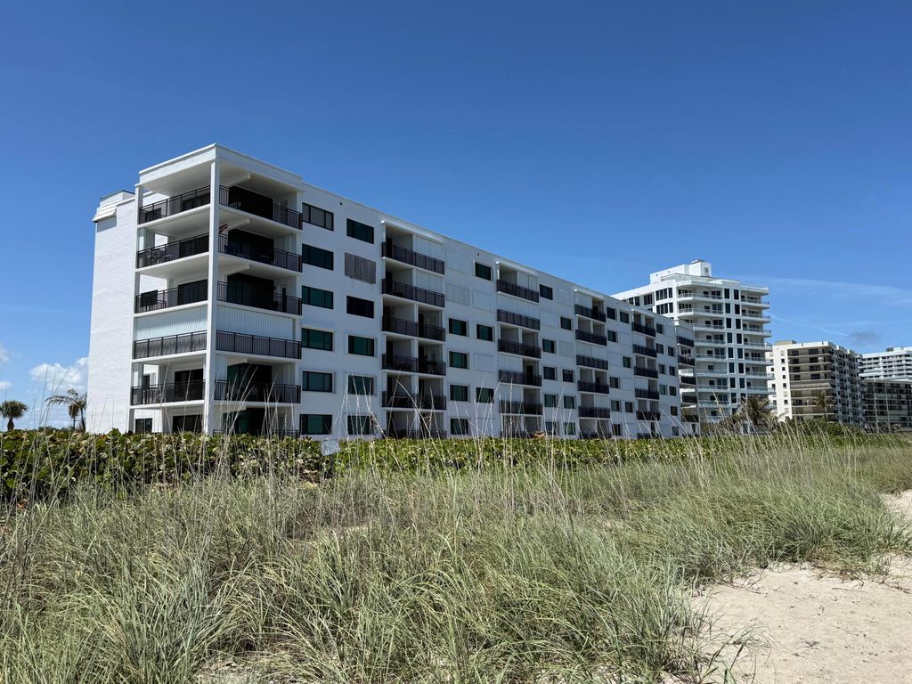 10102 S Ocean Drive 210a, Jensen Beach, FL 34957