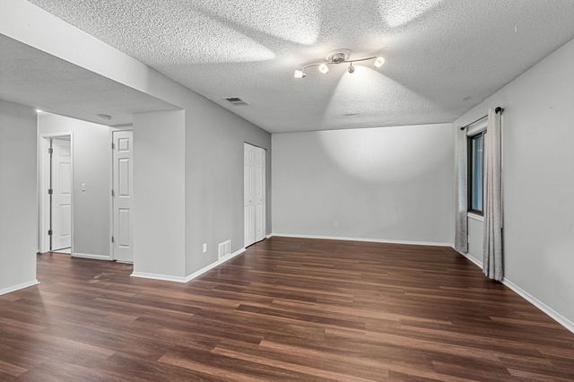 4373 Arden View Court, Arden Hills, MN 55112