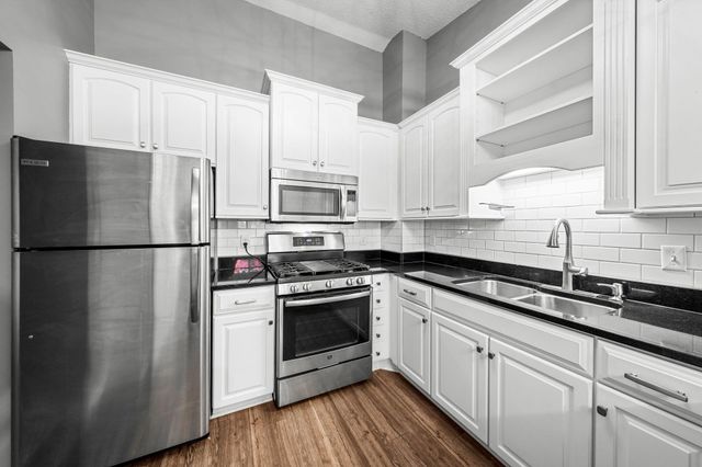 4373 Arden View Court, Arden Hills, MN 55112