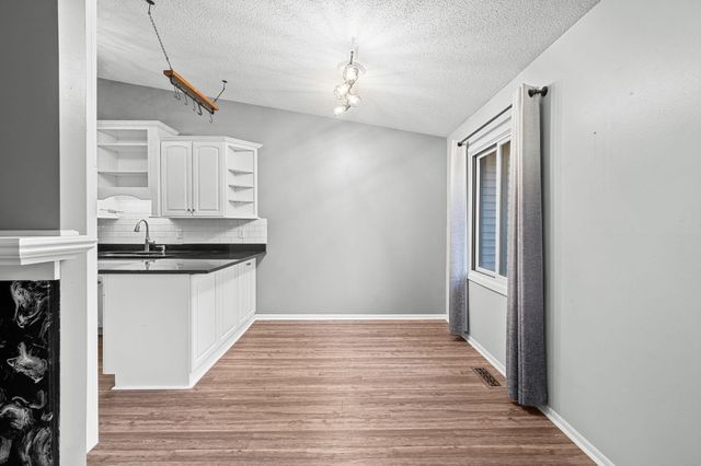 4373 Arden View Court, Arden Hills, MN 55112