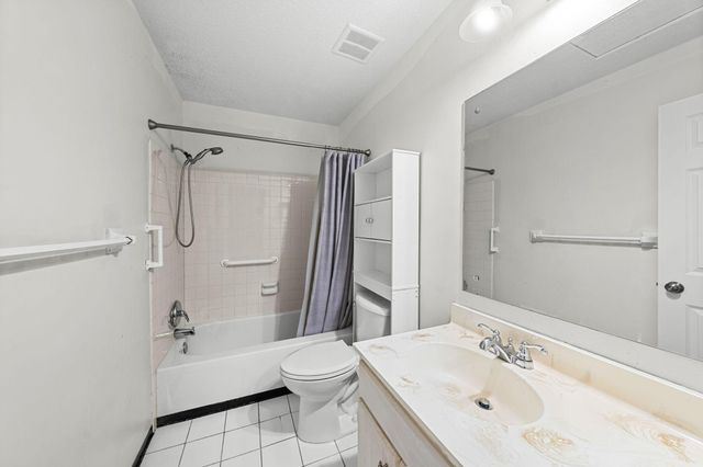 4373 Arden View Court, Arden Hills, MN 55112